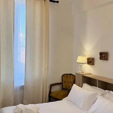 Les Yodyne 5 Min De Flandres דירה